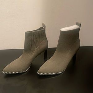Green size 8.5 BCBG booties